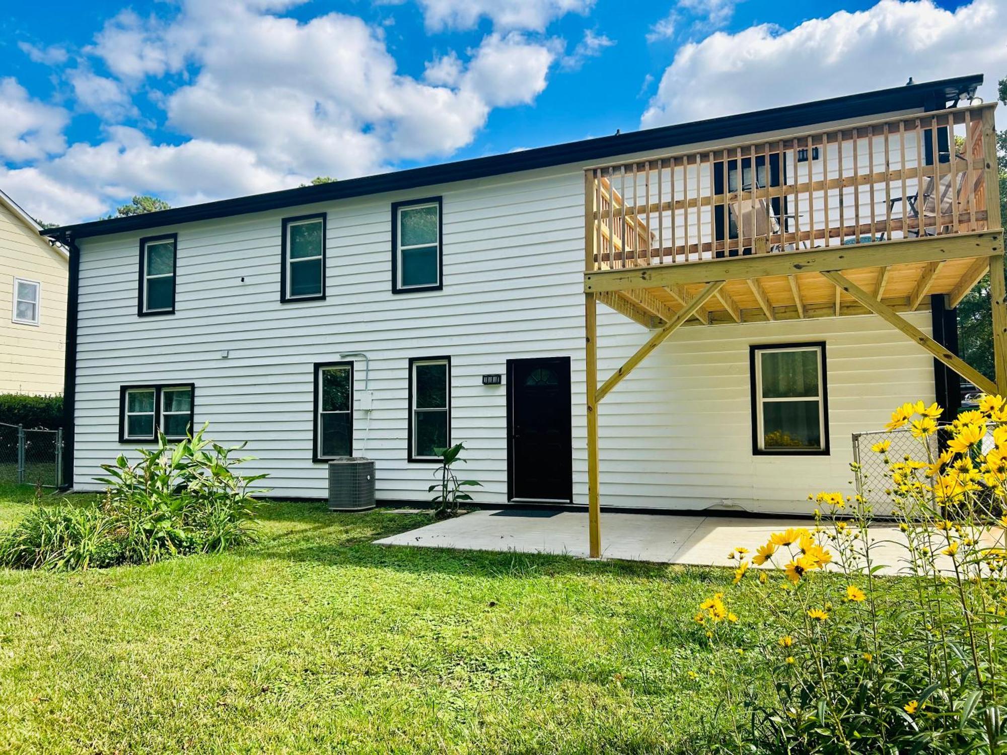Comfy Lower Lvl Apt With Jetted Tub Near Uptown And Unc Charlotte Ngoại thất bức ảnh